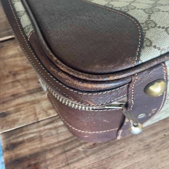 SOLD!! Authentic vintage Gucci suitcase with luggage tag - Picture 14 of 16